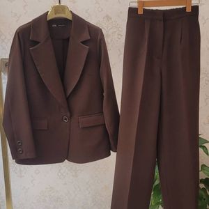 مشخصات کت شلوار مزونی ماهرخ