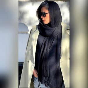 مشخصات شال مشکی پلیسه بامبو