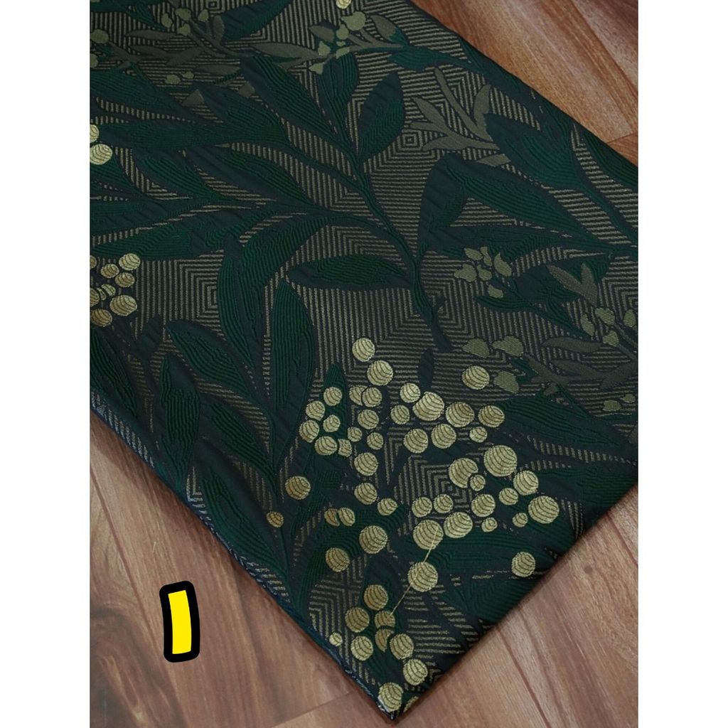 خرید انلاین پارچه ژاکارد در دو طرح زیبا