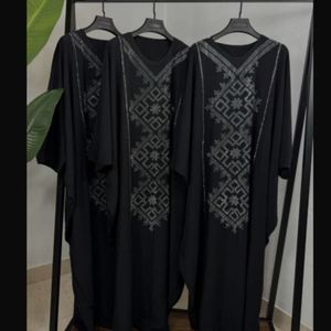 مشخصات عبایی مدل الی