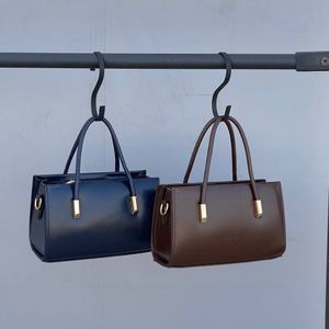 فروش اینترنتی کیف زنانه کلاسیک بسیار زیبا