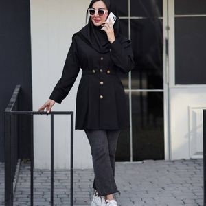 مانتو دانشجویی کوتاه عروسکی طناز