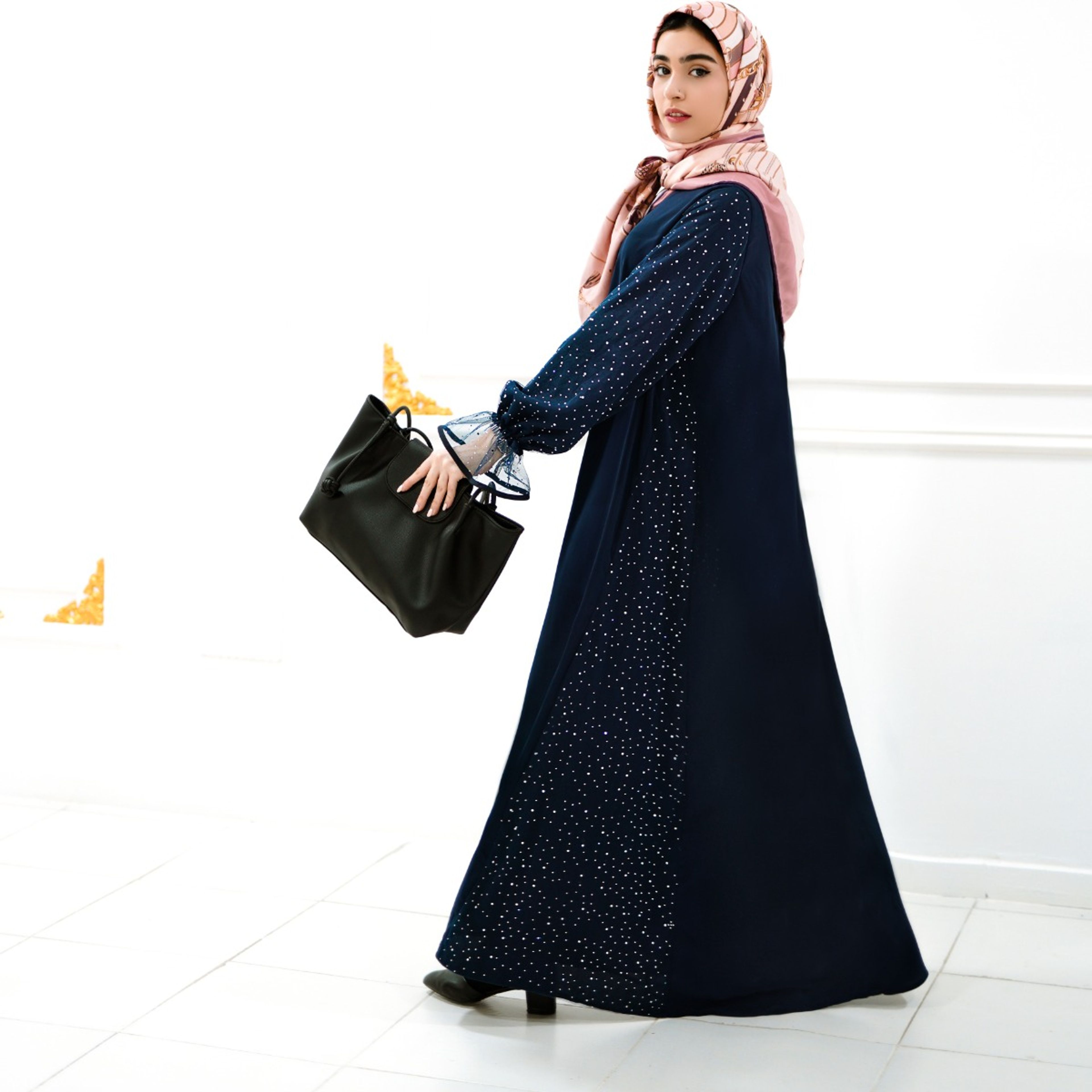 فروش اینترنتی عبا نگینی .