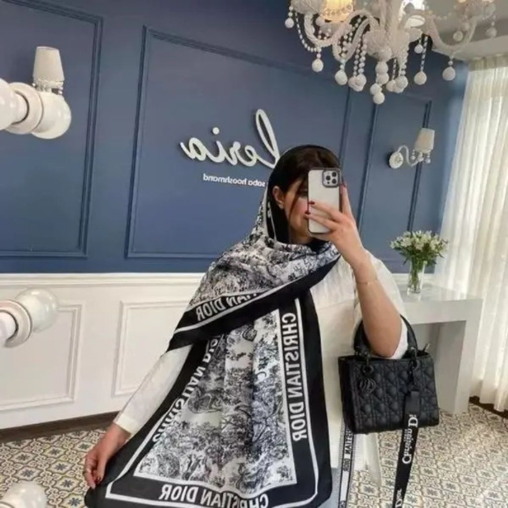 مشخصات شال تمام نخ دیور