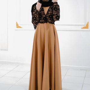 فروش اینترنتی کت و سارافون
