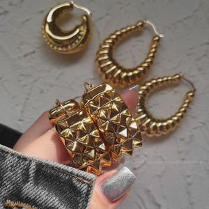 خرید اینترنتی قیمت گوشواره های ژوپینگ