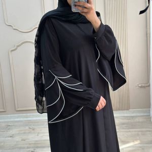 خرید اینترنتی مانتو عبایی آیلار