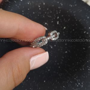 انگشتر جواهری پرتوفینو