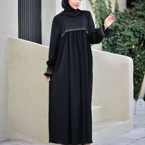 فروش اینترنتی مانتو عبایی نگین