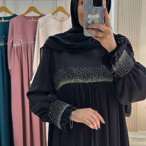 فروش اینترنتی مانتو عبایی نگین