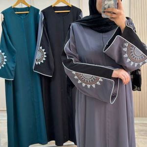 خرید آنلاین مانتو عبایی خورشید