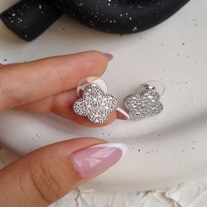 گوشواره جواهری زنانه ونکلیف