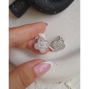 گوشواره جواهری زنانه ونکلیف