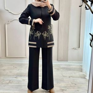 خرید اینترنتی کت شلوار گلدوزی مدل رویا