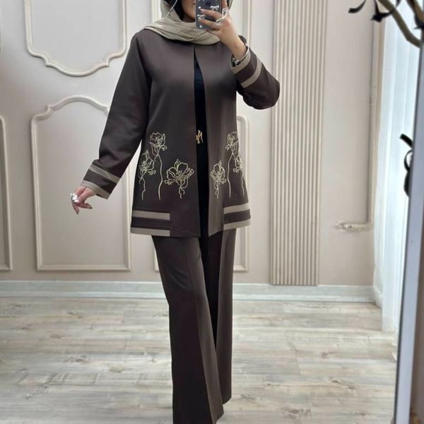 کت شلوار گلدوزی مدل رویا
