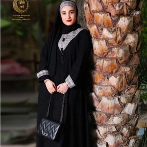 عبا نجلا پاییزه