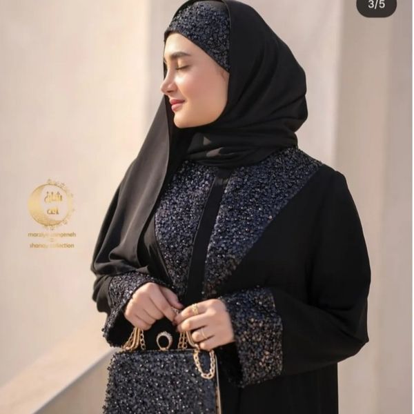عبا باشکوه جواهر