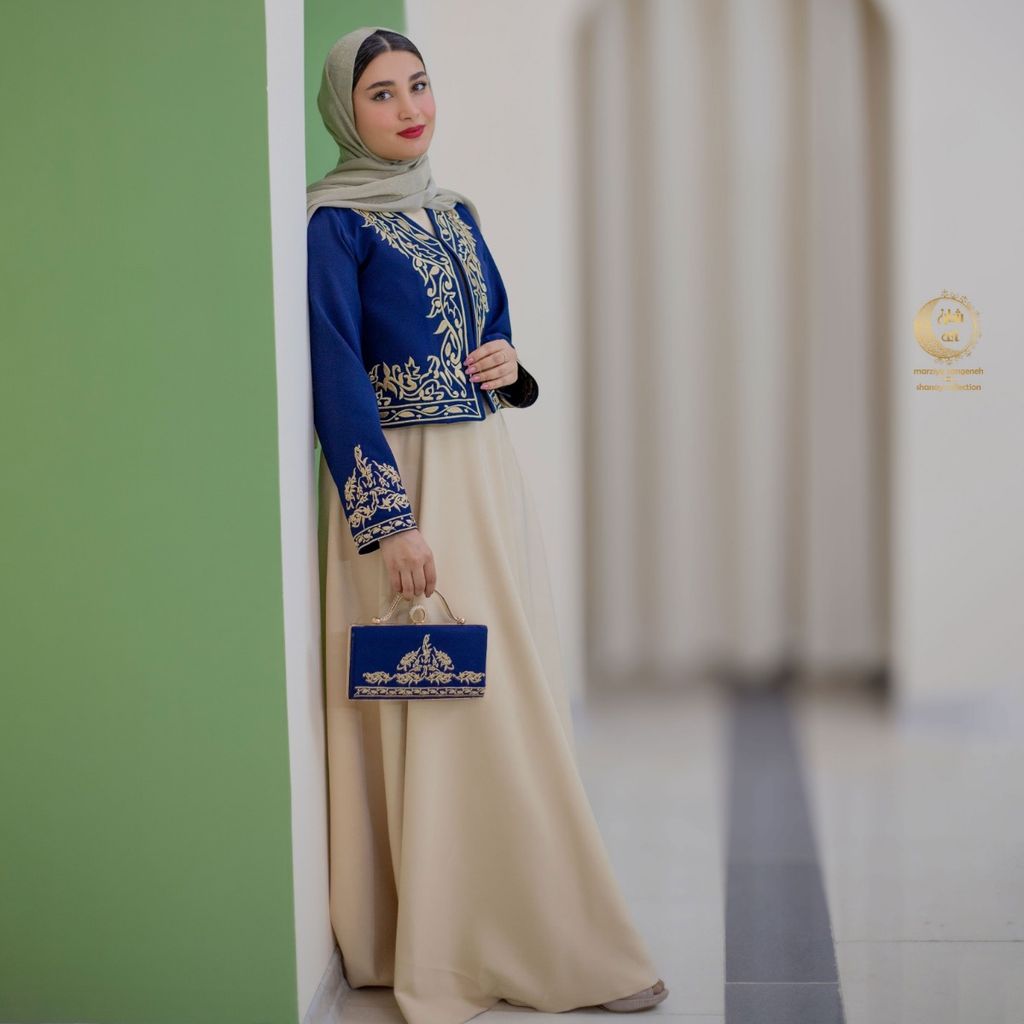 خرید آنلاین کت و سارافون ستیا