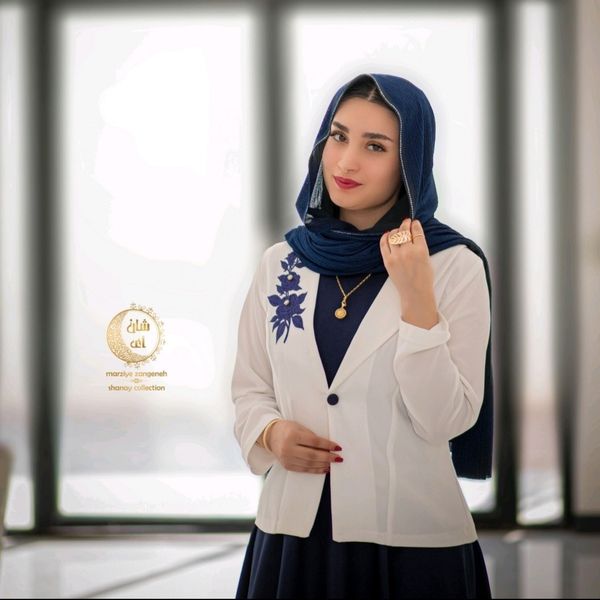 کت و سارافون پریا
