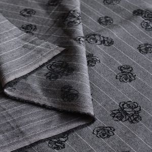 خرید اینترنتی قیمت پارچه گاباردین دیپلمات با طرح گل 1262
