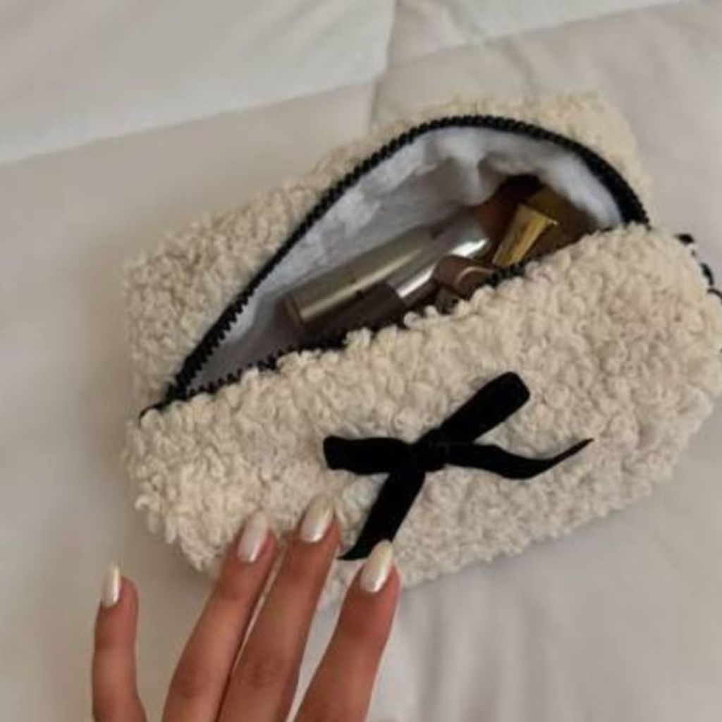 خرید اینترنتی کیف آرایشی تدی☁️