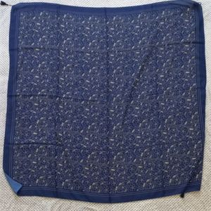 فروش اینترنتی روسری نخی طرح گل گلی