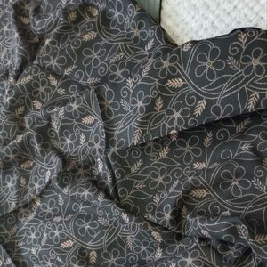 خرید انلاین روسری نخی طرح گل گلی