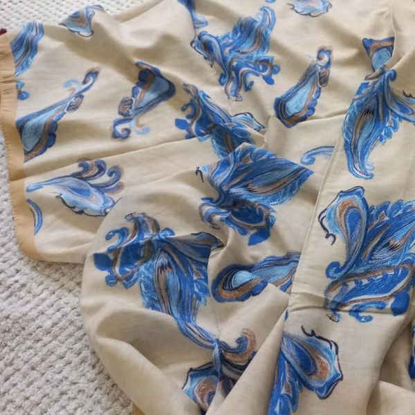 روسری نخی طرح ترمه