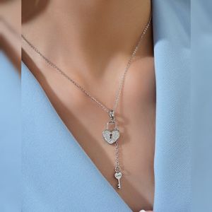 گردنبند قلب و کلید استیل