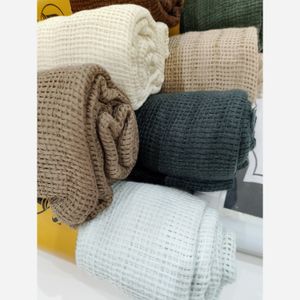 خرید اینترنتی قیمت شال حصیری وارداتی دور ریش طرح کنفی