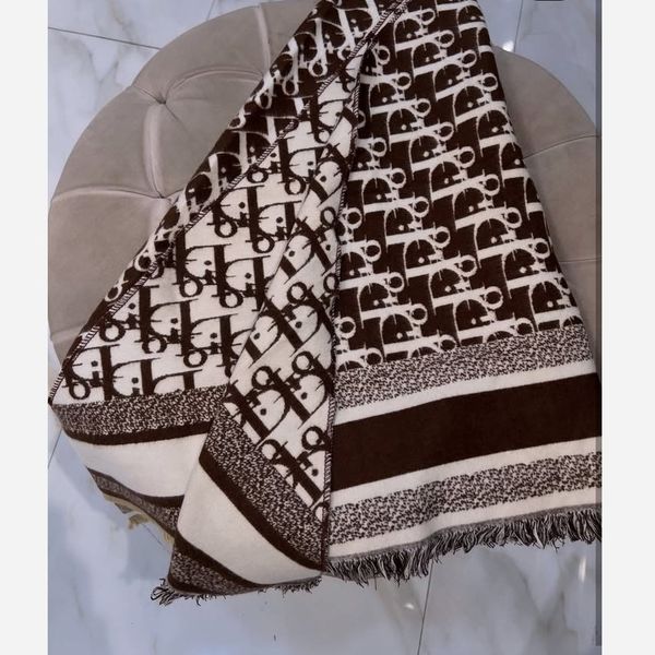روسری موهر سه گوش طرح Dior وارداتی