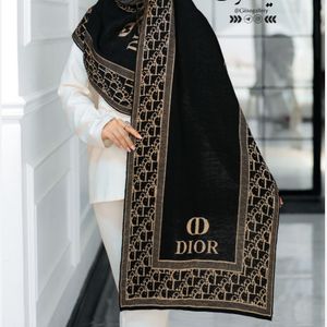 خرید اینترنتی قیمت شال بافت دیور مشکی طلابافت دورو وارداتی Dior