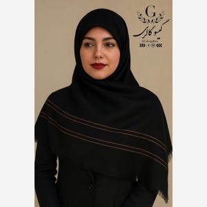 خرید اینترنتی قیمت روسری مشکی حاشیه سه خط طلایی لمه قواره بزرگ 