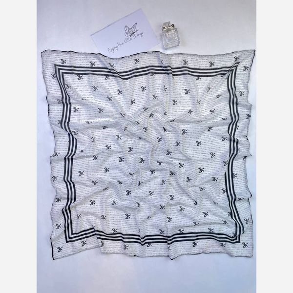 روسری مدیوم اسکارف نخی دستدوز میکس طرحبندی