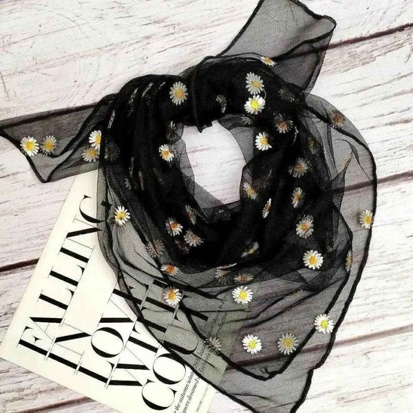 مینی اسکارف توری بابونه برجسته دوردوخت مشکی