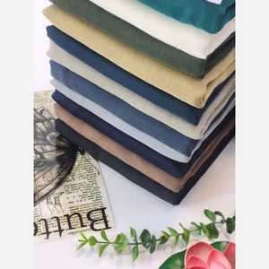 خرید اینترنتی قیمت روسری تک رنگ ساده منگولدار نخی شاتل
