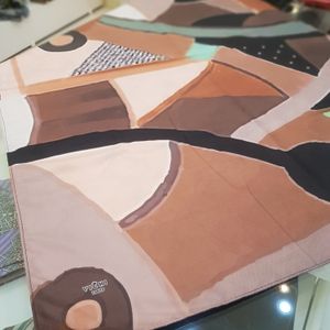 شال موهر پاییزه  دورو طرحدار وارداتی منگولدار