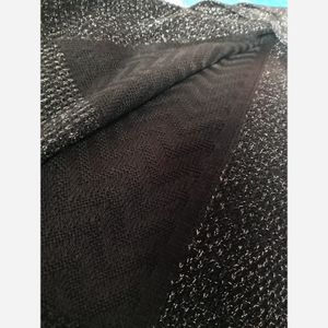 خرید اینترنتی قیمت شال بافت وارداتی میکس مشکی شایندار و طلایی برند