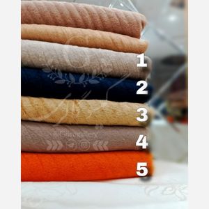 خرید اینترنتی قیمت شال موهر مخمل پلیسه پوم دار ضخیم
