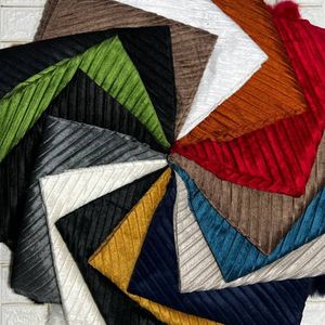 خرید اینترنتی قیمت شال موهر مخمل پلیسه پوم دار ضخیم