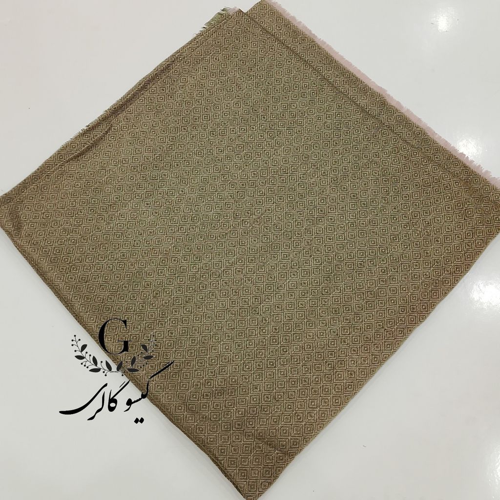 خرید اینترنتی قیمت روسری پارچه اعلا دورو زمینه سنتی قواره بزرگ لب ریش پاییزه