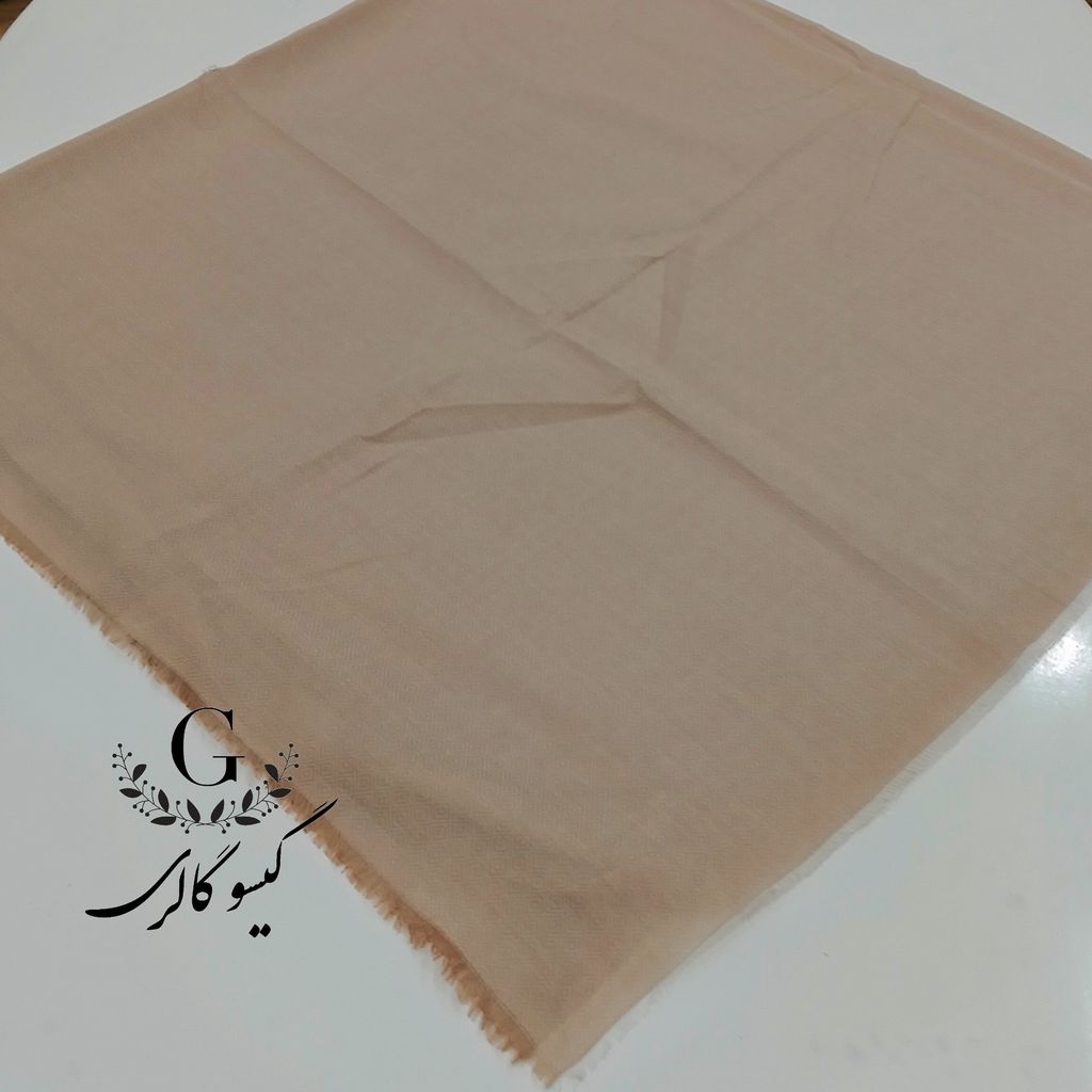 خرید اینترنتی قیمت روسری پارچه اعلا دورو زمینه سنتی قواره بزرگ لب ریش پاییزه
