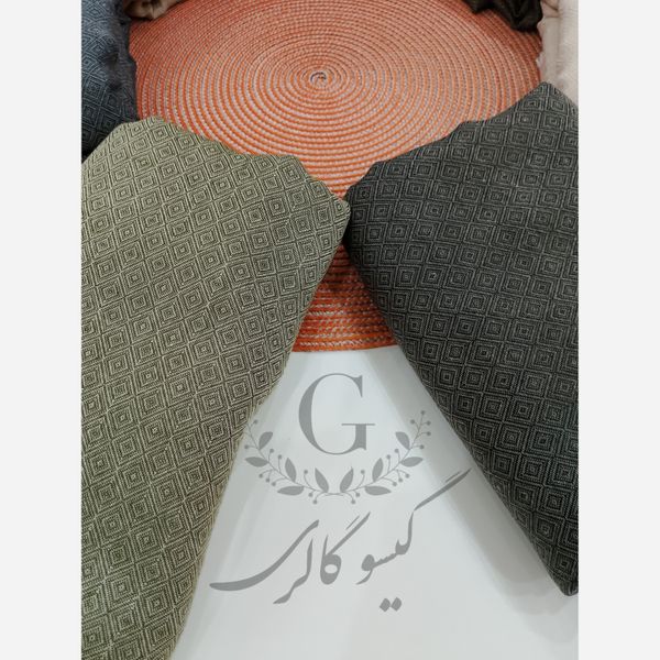 روسری پارچه اعلا دورو زمینه سنتی قواره بزرگ لب ریش پاییزه