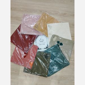 خرید اینترنتی قیمت روسری پارچه نخی زاپدار اعلا منگوله چوبی