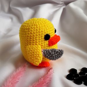 عروسک جوجه چاقوکش بافتنی