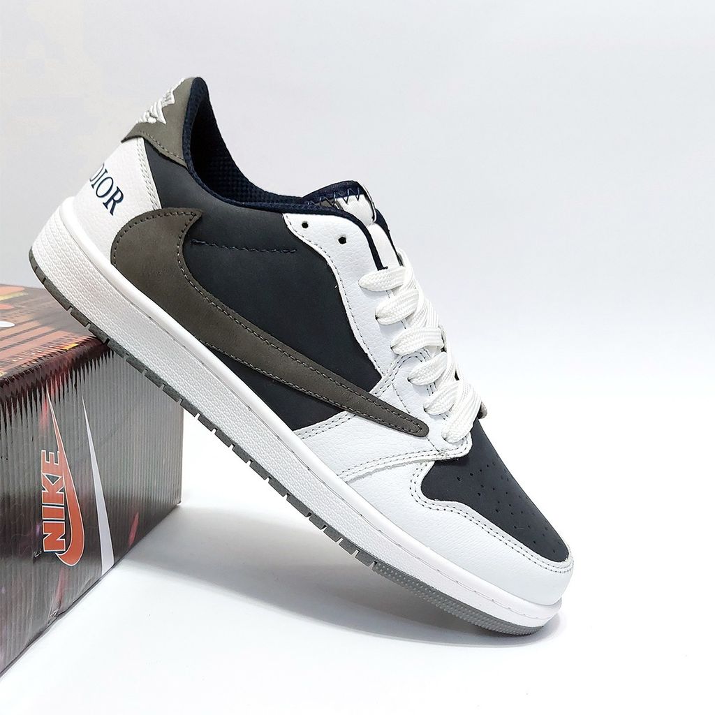 قیمت ارزان کتانی تراویس اسکات کاستوم طرح دیور Travis Scott Dior
