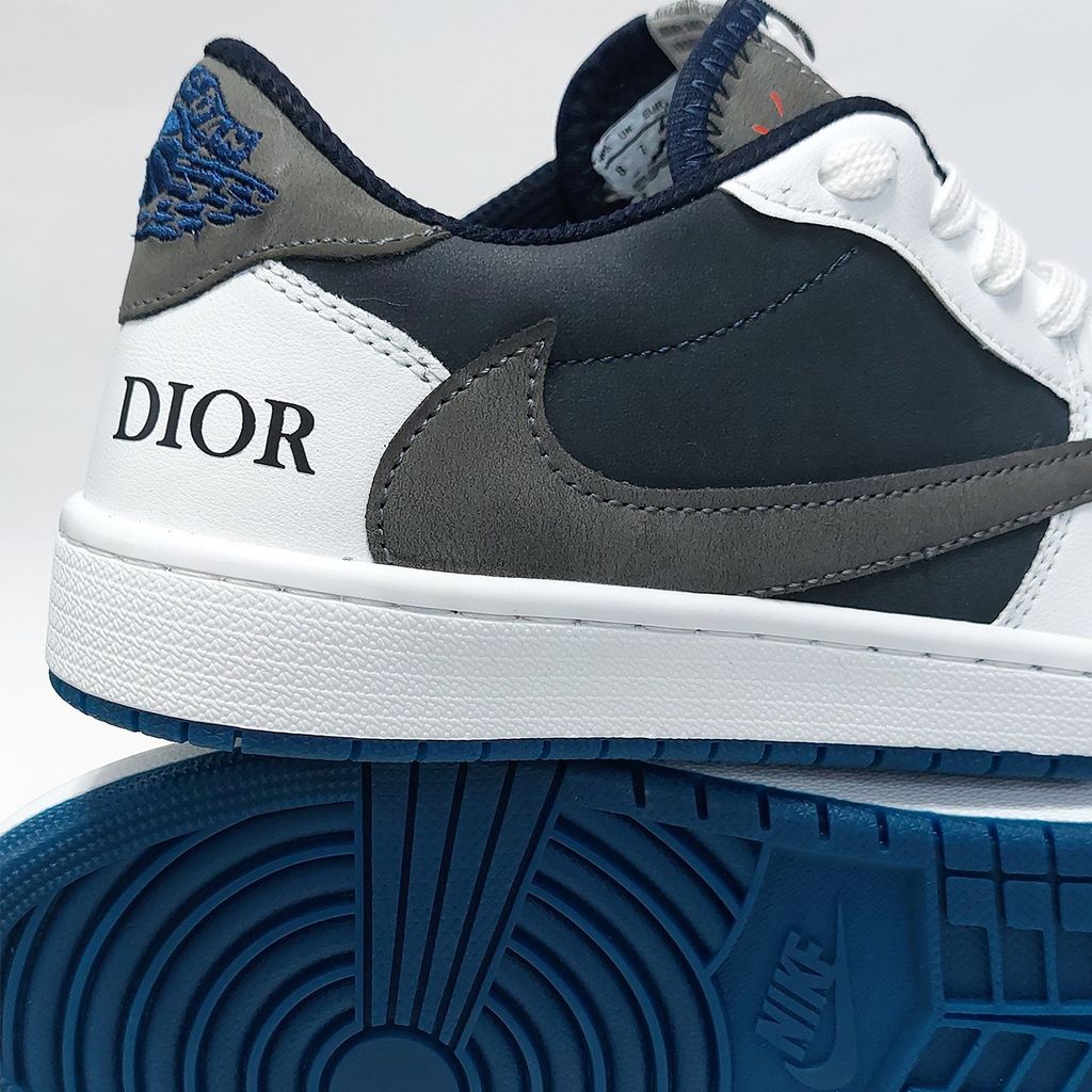 فروش اینترنتی کتانی تراویس اسکات کاستوم طرح دیور Travis Scott Dior