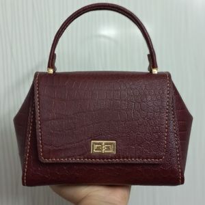 کیف زنانه مجلسی با چرم طبیعی(دستدوز)