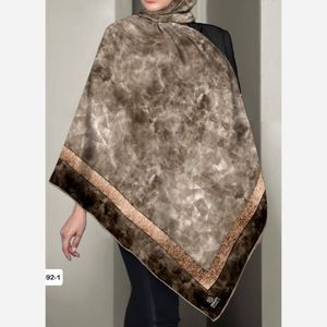 روسری نخی قواره 130 سیمارو کد P-3392-1