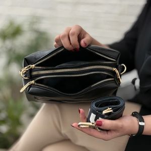 فروش اینترنتی کیف میومیو سه خانه sandal